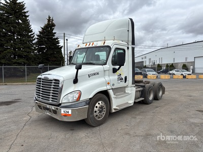 2015 Freightliner Cascadia 125 6x4 Day Cab Truck Tractor
