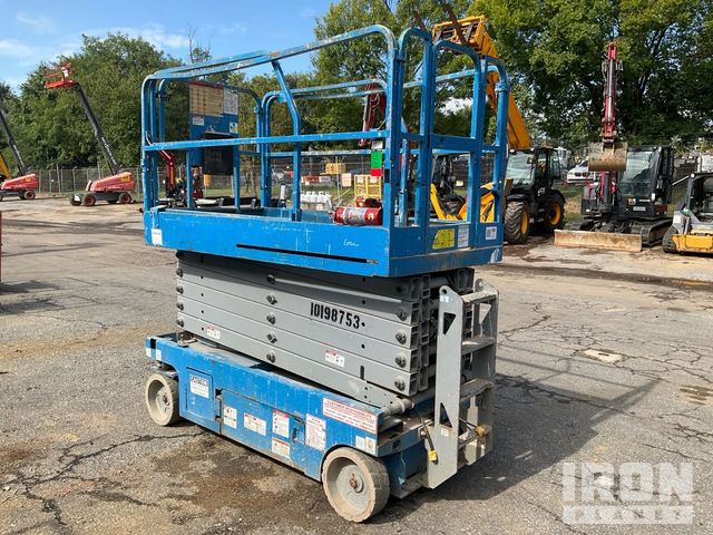 ELEVADOR TIJERA 2016 GENIE GS4047