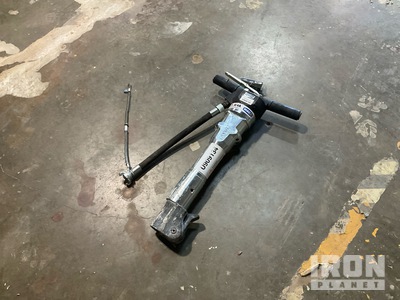 Airman MAC60T Pneumatic Breaker