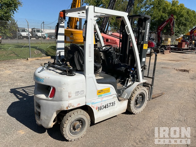 MONTACARGAS NISSAN PF50DF