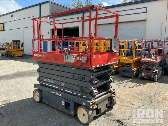 ELEVADOR TIJERA 2018 SKYJACK SJIII4740