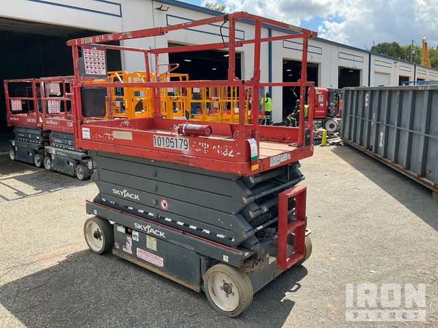 ELEVADOR TIJERA SKYJACK SJIII4632