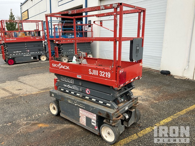 ELEVADOR TIJERA 2018 SKYJACK SJIII3219
