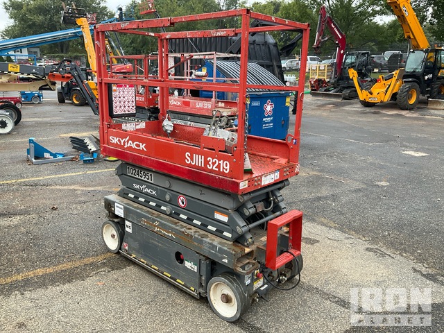 ELEVADOR TIJERA 2018 SKYJACK SJIII3219