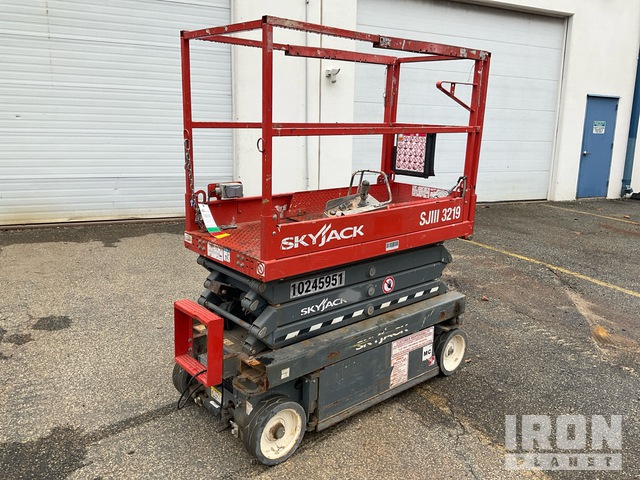 ELEVADOR TIJERA 2018 SKYJACK SJIII3219
