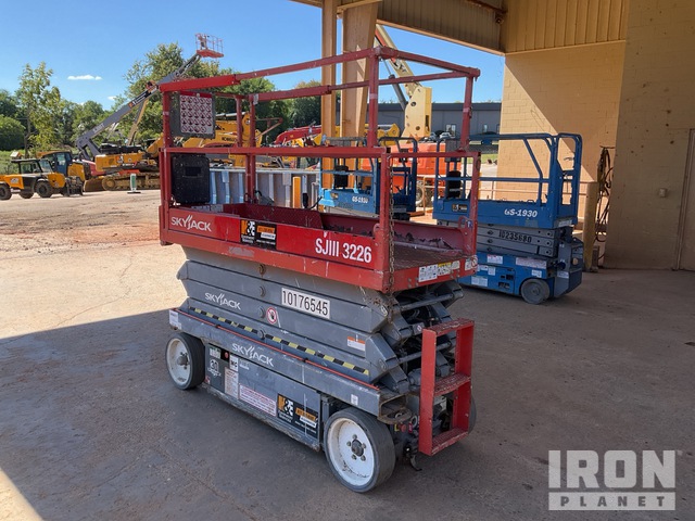 ELEVADOR TIJERA 2015 SKYJACK 3226