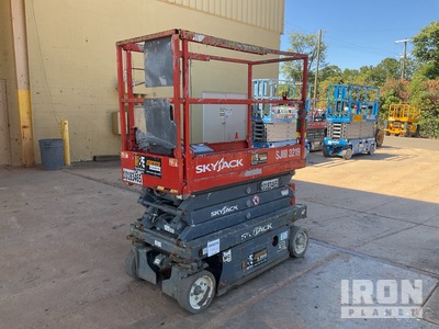 2016 Skyjack 3219 Electric Scissor Lift
