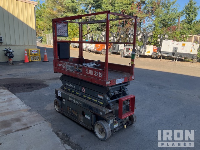 ELEVADOR TIJERA 2016 SKYJACK SJIII3219