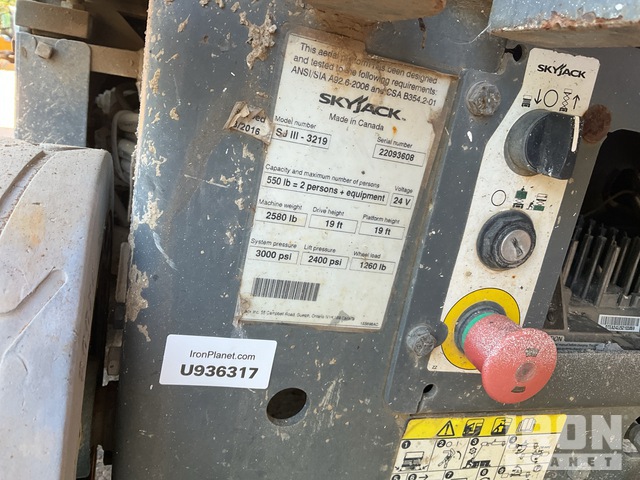 ELEVADOR TIJERA 2016 SKYJACK 3219
