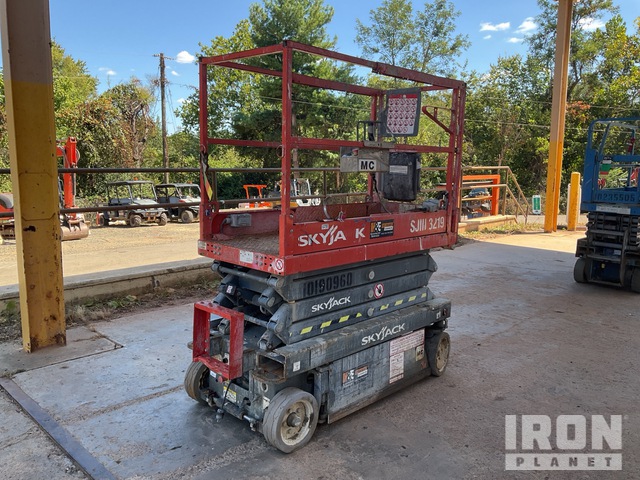 ELEVADOR TIJERA 2016 SKYJACK 3219