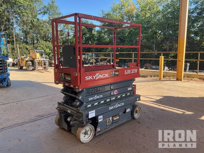 2017 Skyjack 3219 Electric Scissor Lift