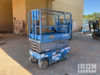 2018 Genie GS1930 Electric Scissor Lift