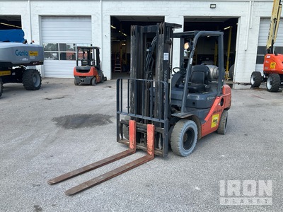 2017 Toyota 8FGU25 4500 lb Pneumatic Tire Carretilla Elevadora