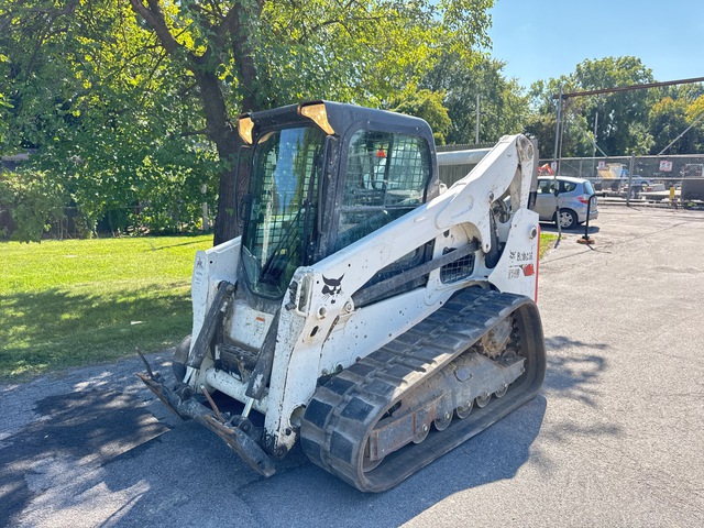 2021 Bobcat T740