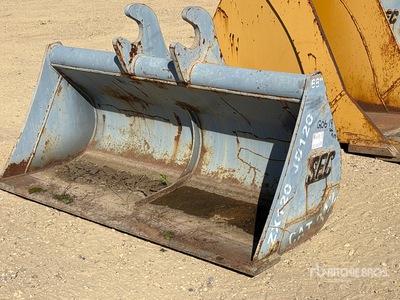 SEC 68 in Q/C Cleanup Excavator Bucket