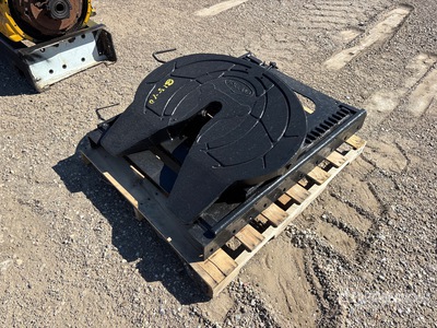Holland Fifth Wheel