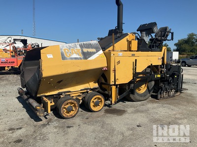 Cat AP-600D Wheel راصف الأسفلت