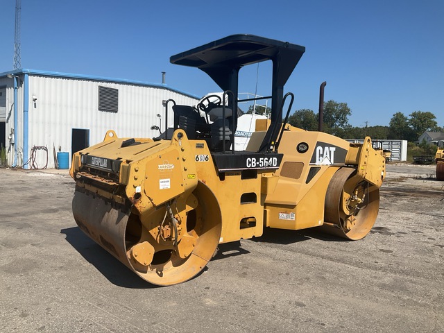 2006 Caterpillar CB-564D