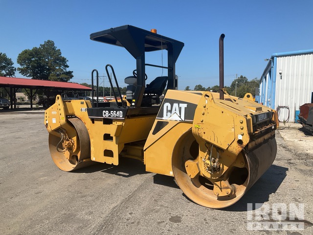 COMPACTADOR 2006 CATERPILLAR CB564D