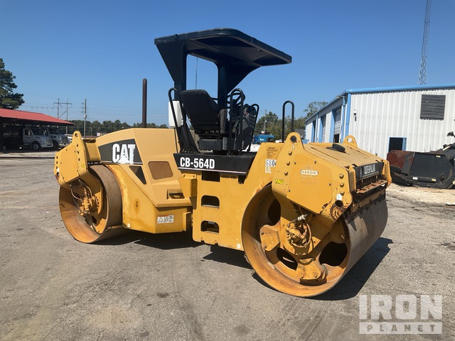 COMPACTADOR 2006 CATERPILLAR CB564D
