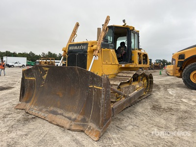 2016 Komatsu D65EX-18 Bouteur sur chenilles