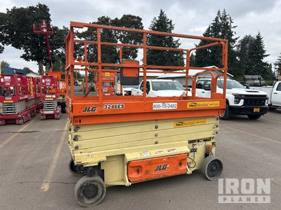 2017 JLG 3246ES Electric Scissor Lift