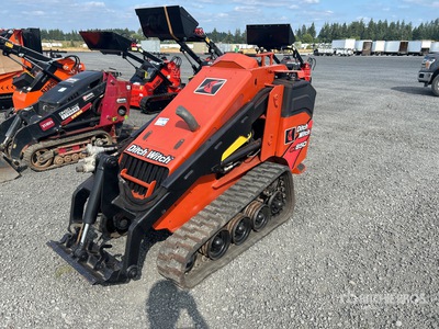 2016 Ditch Witch SK850 Compact Track Loader