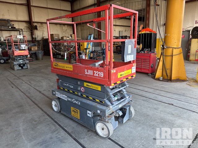 ELEVADOR TIJERA 2018 SKYJACK SJIII3219