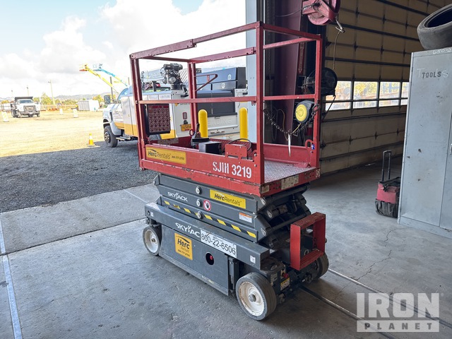 ELEVADOR TIJERA 2018 SKYJACK SJIII3219