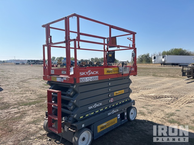 ELEVADOR TIJERA 2016 SKYJACK SJIII4740