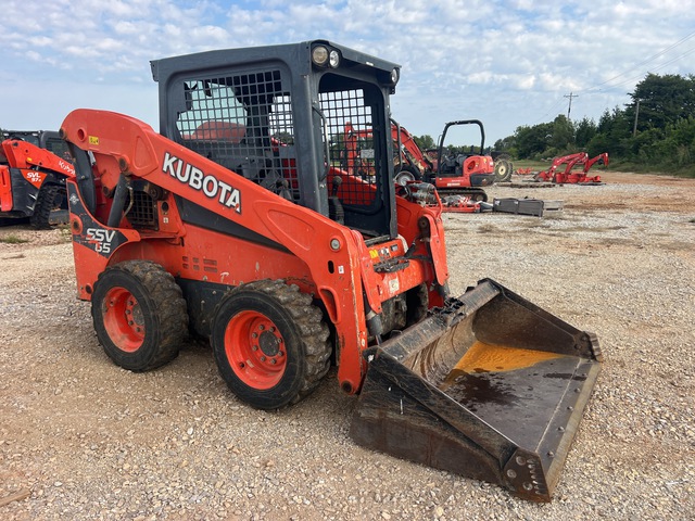 MINI CARGADOR SOBRE RUEDAS 2017 KUBOTA SSV65P