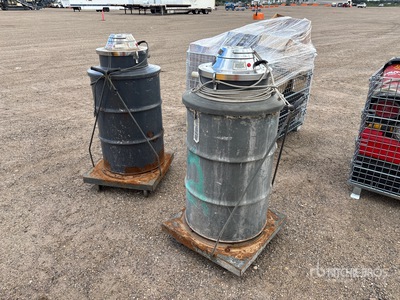 Quantity of (2) Minuteman Aspirateur