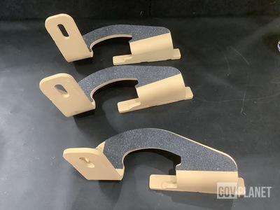 (54) Navistar Defense 3688782C1L-A Type Step Assemblies