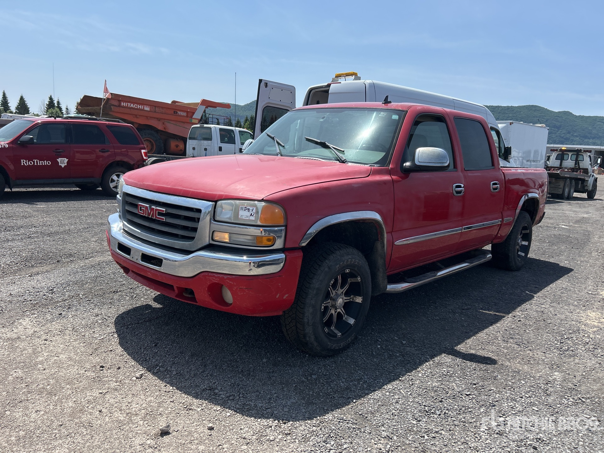 2007 GMC Sierra 1500 4x4 Crew Cab Pickup (Inoperable)