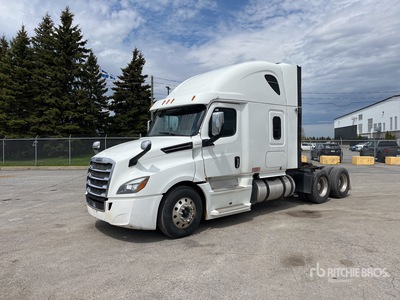 2018 Freightliner Cascadia 126 6x4 T/A Sleeper Truck Tractor