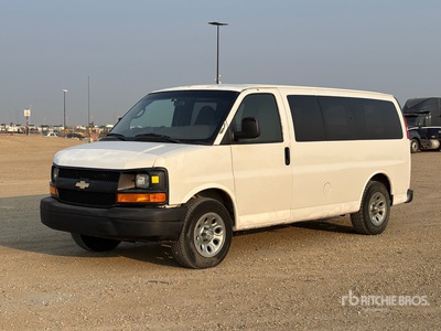 2011 Chevrolet Express 1500 AWD 5 乗客用バン