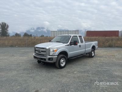 2015 Ford F-350 XL 4x4 Extended Cab بيك اب