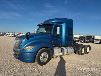 2021 International LT625 6x4 Cabeza Tractora Cabina Dormitorio