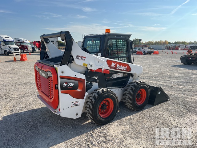 MINI CARGADOR SOBRE RUEDAS 2023 BOBCAT LOADER
