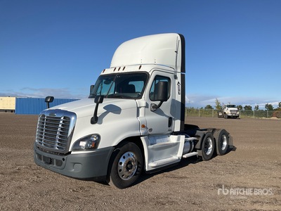 2018 Freightliner Cascadia 125 6x4 Evolution Ciągnik siodłowy T/A z kabiną dzienną