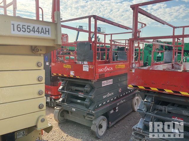 ELEVADOR TIJERA 2016 SKYJACK SJIII4632