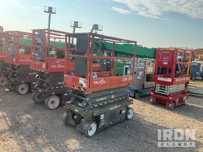2016 Skyjack SJIII-3219 Electric Scissor Lift (Inoperable)