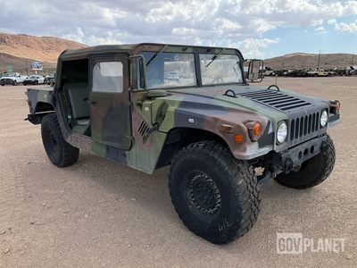 2007 AM General M1097R1 HMMWV 4 Door Soft Top w/Truck Body