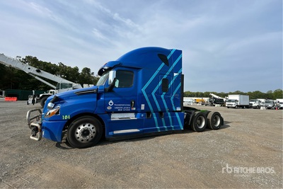 2019 Freightliner Cascadia 126 6x4 Ciągnik siodłowy T/A z kabiną sypialną