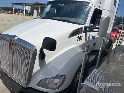 2020 Kenworth T680 T/A Sleeper Truck Tractor