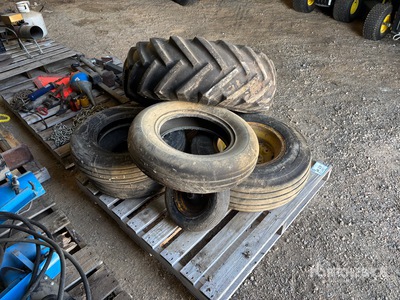 Quantity of (5) Miscellaneous Équipements pour pneus