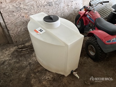 Quantity of Flaman 200 gal Cisterna per acqua