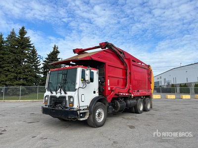 2011 Mack MRU600 6x4 Front Loader Waste Collection Truck