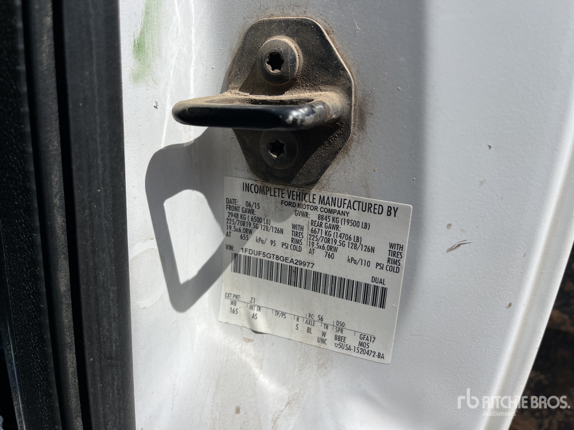 2016 Ford F-550 4x2 Pritsche-Lkw (Inoperable)