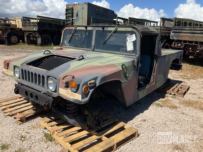 2007 AM General M1097R1 HMMWV 2 Door Soft Top w/Truck Body